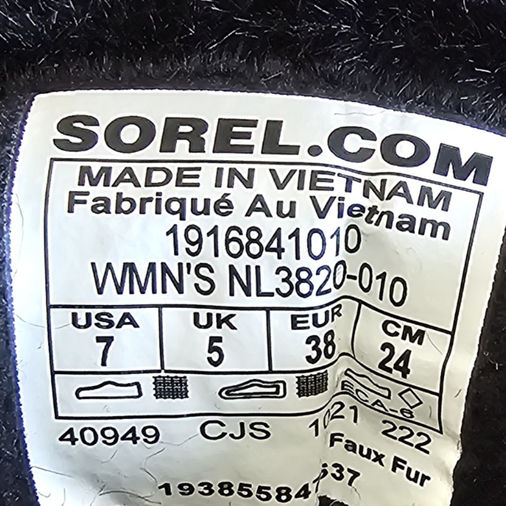 Sorel Black and White Winter Boots - Picture 5 of 5